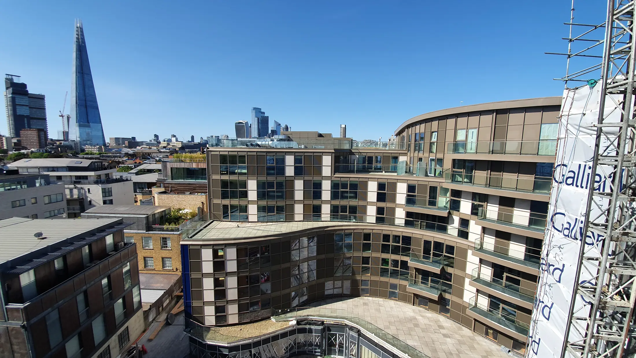Tower Bridge Road courtyard and adjacent completed façades during construction